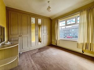 Bedroom- click for photo gallery